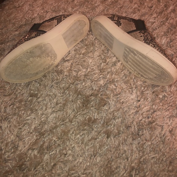 Python studded sneaker - Picture 2 of 4